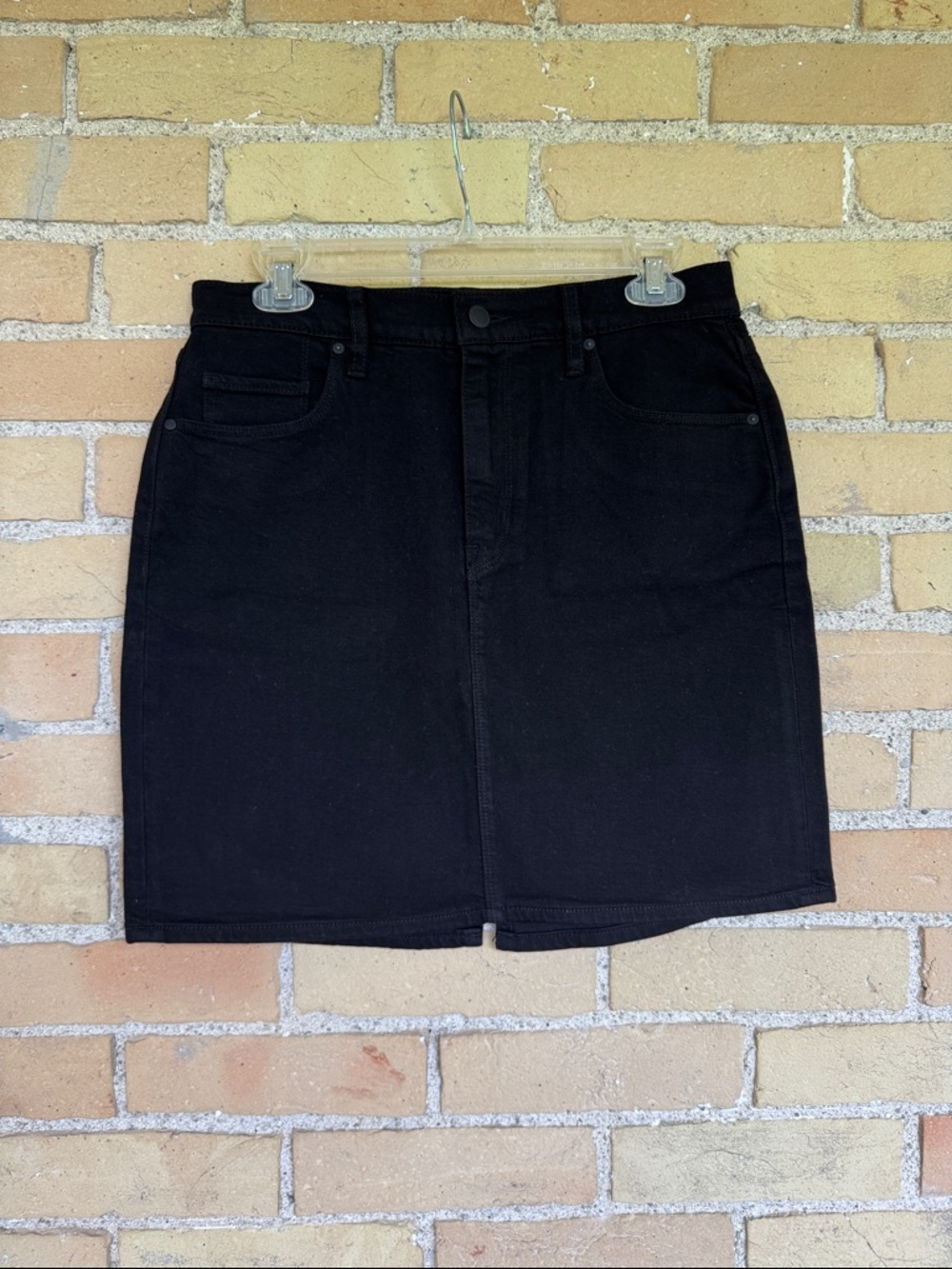 New Hudson Lulu Black Denim Mini Skirt - Classic Clean Style